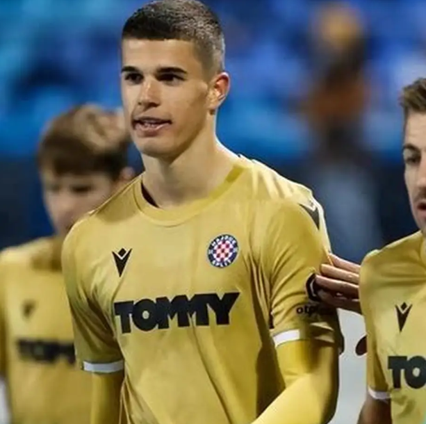 卢卡 - 武什科维奇:逐梦热刺,拒绝曼城背后的抉择