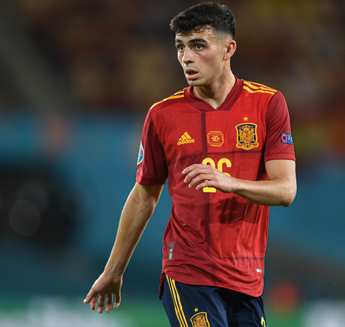 佩德里伤停影响深远,巴萨多线作战面临挑战