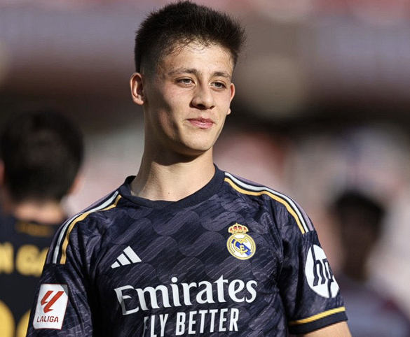 皇马西甲大捷后迎欧冠挑战:居莱尔伤势无碍,琼阿梅尼获休整