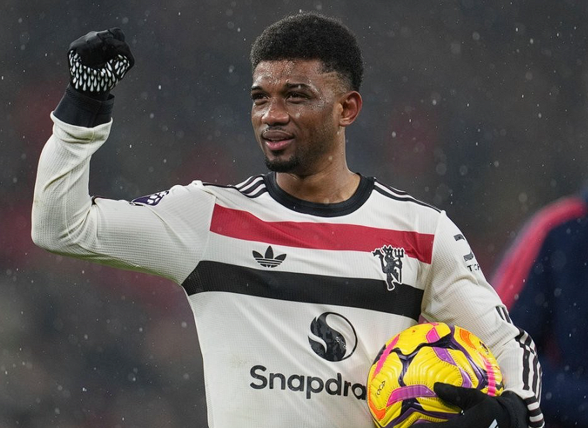 英超赛事聚焦:阿什利 - 威廉姆斯评阿玛德攻防表现与战术适配