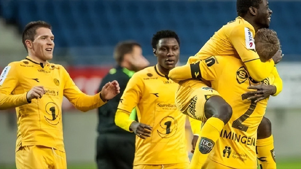 黑马主场鏖战蓝军,欧冠生死局悬念陡升