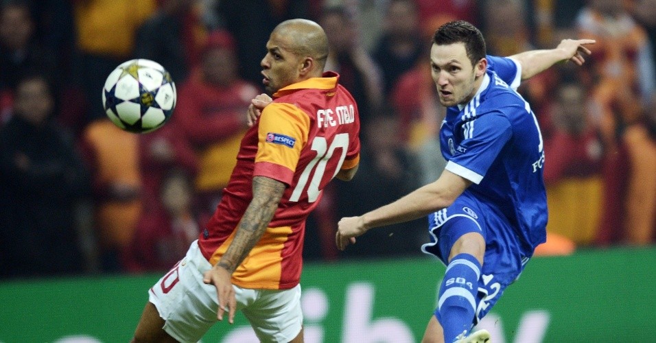 传控狂潮VS铁血反击，阿贾克斯主场誓守三分