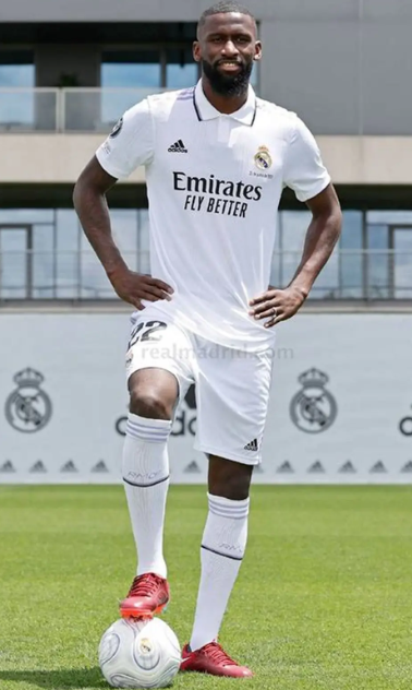 <a href='https://www.www.niaodie.cn,www.www.niaodie.cn,www.www.niaodie.cn,/news/tag/286.html' style='color: blue;'>皇马</a>与吕迪格续约进程解析：伤病暂缓，未来可期