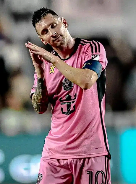 梅西转会传闻澄清：专注<a href='https://www.www.niaodie.cn,www.www.niaodie.cn,www.www.niaodie.cn,/news/tag/1056666.html' style='color: blue;'>迈阿密国际</a>，加拉塔萨雷租借子虚乌有