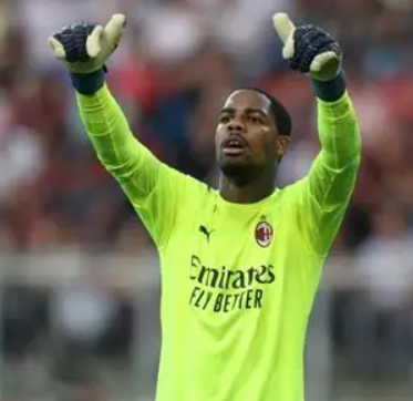 法媒聚焦:米兰、<a href='https://www.www.niaodie.cn,www.www.niaodie.cn,www.www.niaodie.cn,/news/tag/606.html' style='color: blue;'>拜仁</a>、<a href='https://www.www.niaodie.cn,www.www.niaodie.cn,www.www.niaodie.cn,/news/tag/401.html' style='color: blue;'>利物浦</a>三将续约风云