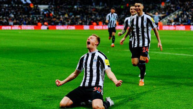 纽卡欧冠征途:在强敌环伺中破浪前行