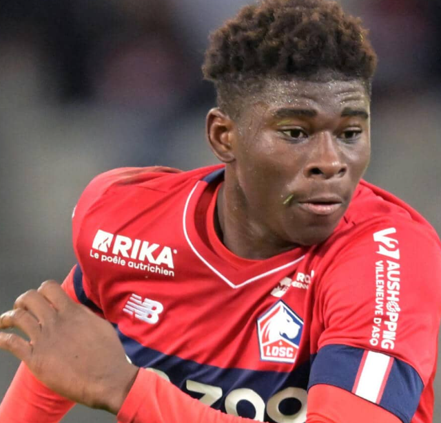 曼联中场引援新动态：巴莱巴与若昂&middot;戈麦斯的潜在选择