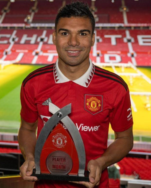 曼联与卡塞米罗续约谈判:薪资难题与未来走向