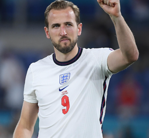 《每日体育报》深度剖析:凯恩加盟巴萨的可能性与多维度影响因素