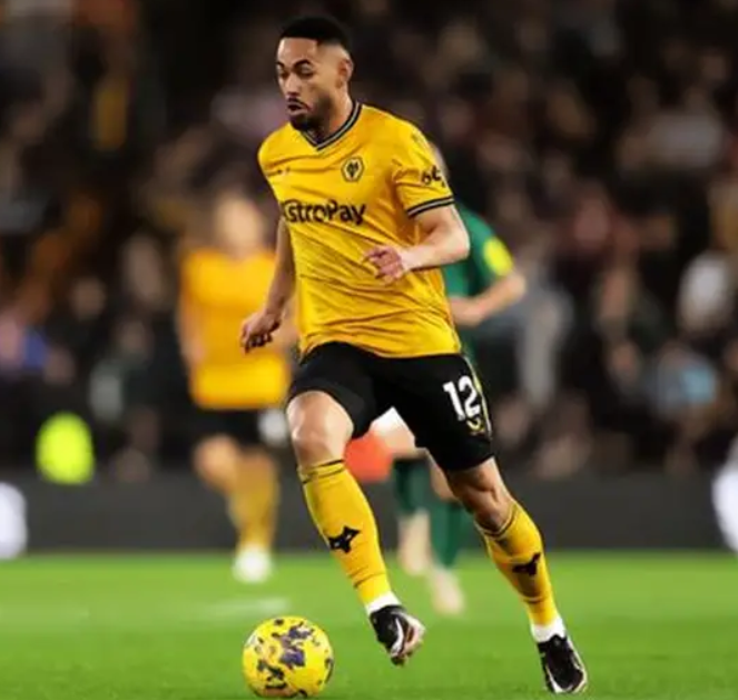 库尼亚遭阿森纳球迷询问转会，曼联球迷热议显忠诚