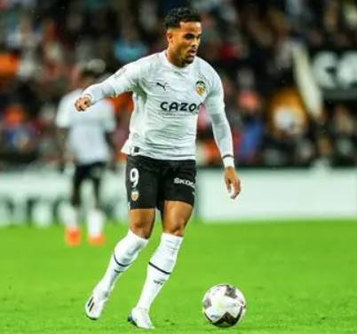 荷兰队官方通报:贾斯汀·克鲁伊维特世预赛受伤,提前归队疗养