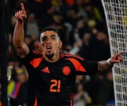 穆尼奥斯谈转会传闻:专注当下,心怀梦想