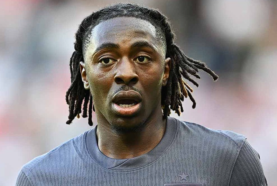 埃泽盛赞德布劳内:职业生涯最强对手