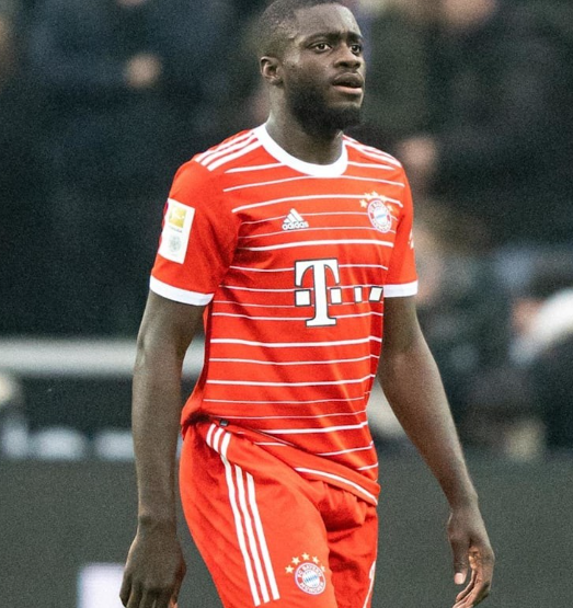 拜仁逆转取胜后于帕梅卡诺谈未来：无关金钱，专注当下