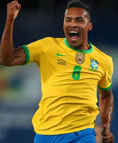 桑德罗展望北伦敦德比:精彩对决与局势展望