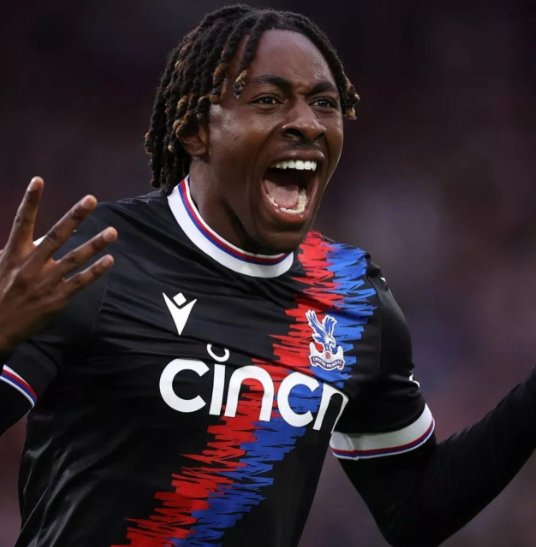 北伦敦德比:埃泽帽子戏法兑现年少承诺,书写传奇篇章