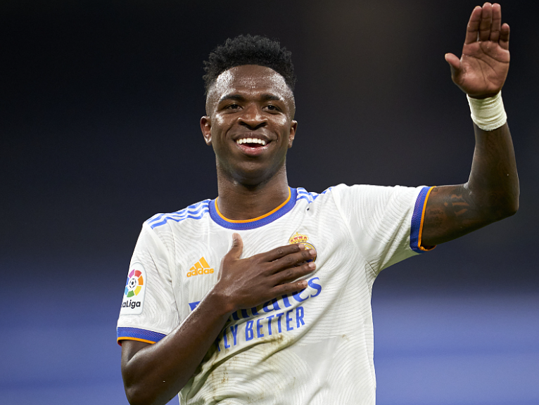 卡尼萨雷斯剖析<a href='https://www.www.niaodie.cn,www.www.niaodie.cn,www.www.niaodie.cn,/news/tag/286.html' style='color: blue;'>皇马</a>困境:维尼修斯与阿隆索成焦点