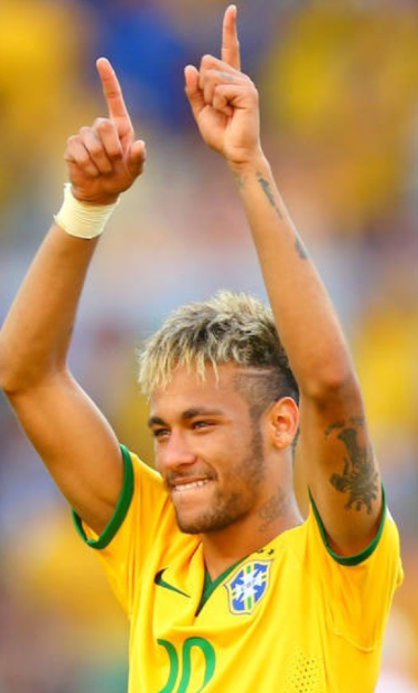 桑托斯赛前训练动态：内马尔状态向好，出战成疑者仅埃斯科瓦尔