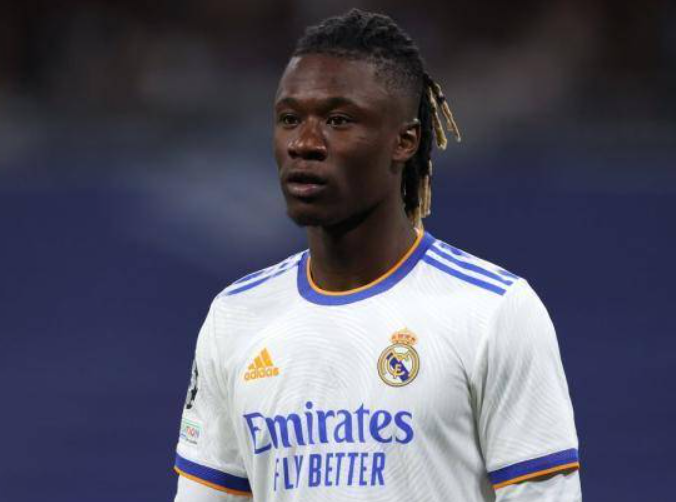 利物浦将卡马文加列中场引援首选,多队竞逐这位法国中场新星