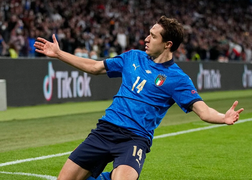 萨拉赫境况背后，基耶萨成利物浦关键变量