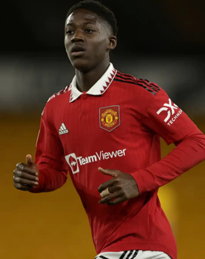 曼联中场梅努冬窗离队风波:现状、过往与未来走向