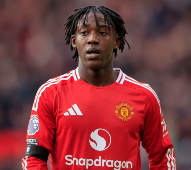 曼联中场梅努冬窗或离队,出场困境成主因