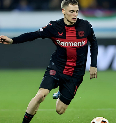 英超焦点战:利物浦平局背后,维尔茨的尴尬数据与天价转会之思