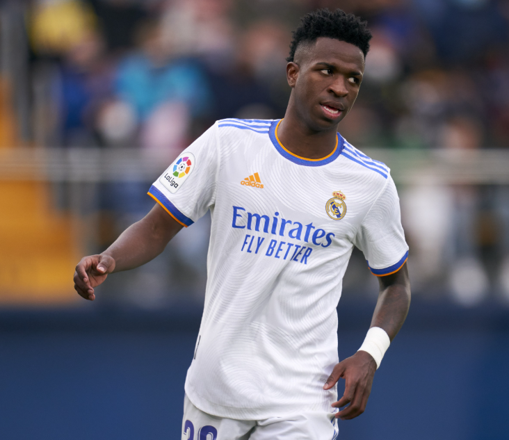 维尼修斯续约<a href='https://www.www.niaodie.cn,www.www.niaodie.cn,www.www.niaodie.cn,/news/tag/286.html' style='color: blue;'>皇马</a>:谈判停滞,未来走向待定