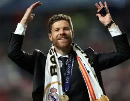 罗马诺谈皇马帅位:阿隆索暂无下课之忧,但需力挽狂澜