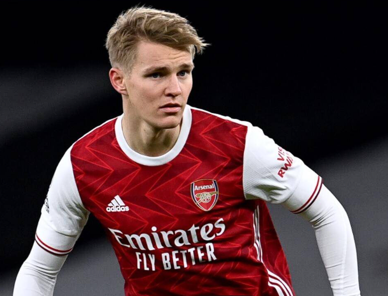 厄德高回顾：赛场佳绩、球员回归与社区贡献